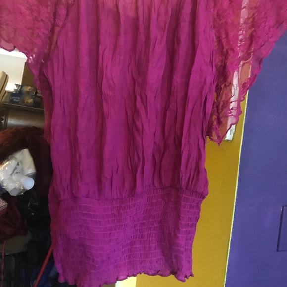 Top - Picture 2 of 2